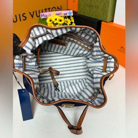🆕DOONEY & BOURKE Drawstring Bucket Bag ~Navy blue~ - Picture 15 of 17